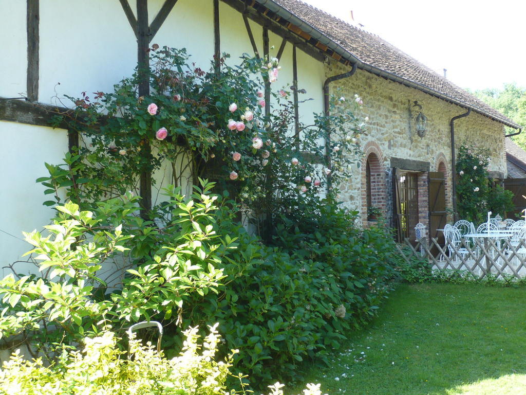 La Petite Ferme Bed and Breakfast Vouzeron Εξωτερικό φωτογραφία